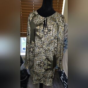 130 Chico's Paisley Long Sleeve Tunic With 7" Side Slits (K16-22)
